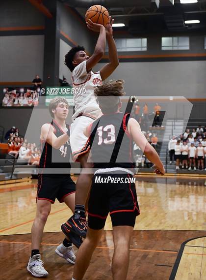Thumbnail 1 in Albertville @ Grissom photogallery.