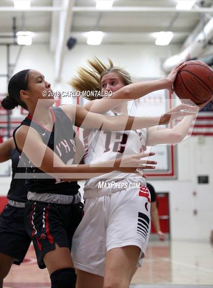 Thumbnail 2 in Glendora vs. Rancho Verde photogallery.