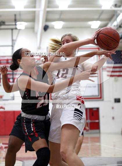 Thumbnail 1 in Glendora vs. Rancho Verde photogallery.
