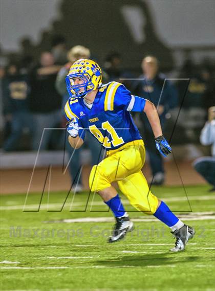 Thumbnail 2 in Valencia vs. Edison (CIF Southwest Playoff Round 2) photogallery.