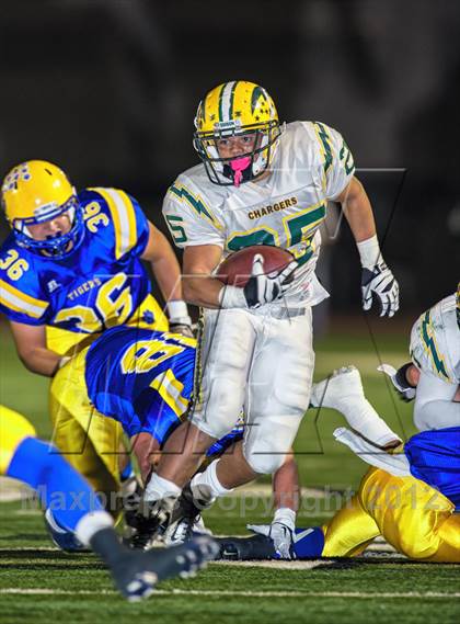 Thumbnail 3 in Valencia vs. Edison (CIF Southwest Playoff Round 2) photogallery.
