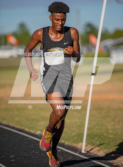 Thumbnail 3 in United 8 Conference Championship photogallery.