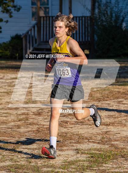 Thumbnail 2 in United 8 Conference Championship photogallery.