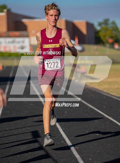 Thumbnail 3 in United 8 Conference Championship photogallery.