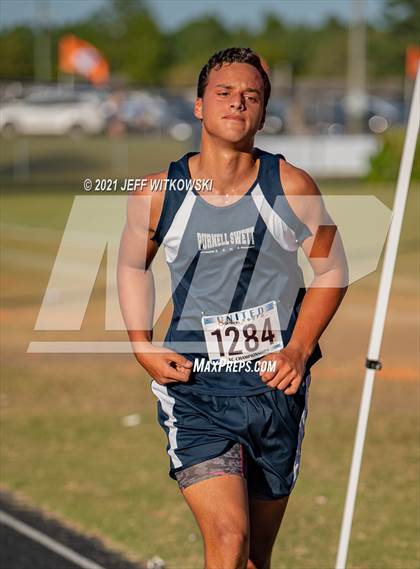 Thumbnail 2 in United 8 Conference Championship photogallery.