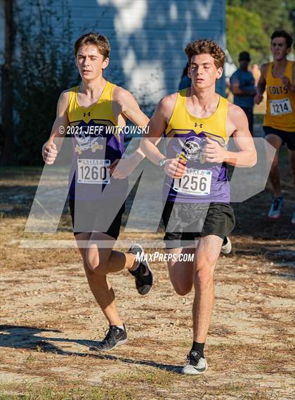 Thumbnail 1 in United 8 Conference Championship photogallery.