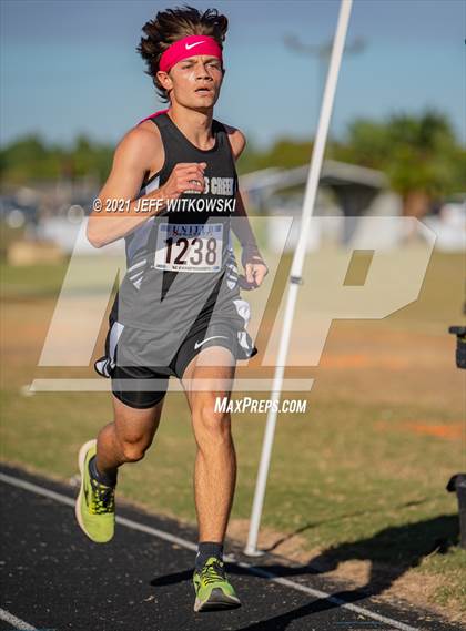 Thumbnail 1 in United 8 Conference Championship photogallery.