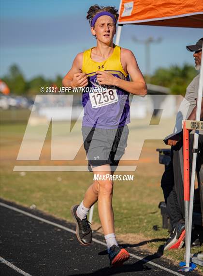 Thumbnail 2 in United 8 Conference Championship photogallery.