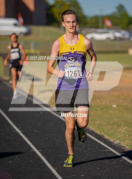 Thumbnail 2 in United 8 Conference Championship photogallery.