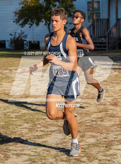 Thumbnail 2 in United 8 Conference Championship photogallery.