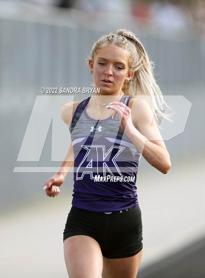 Thumbnail 2 in Porter Ridge High School Track Meet photogallery.