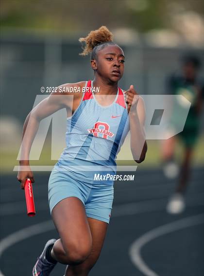 Thumbnail 3 in Porter Ridge High School Track Meet photogallery.