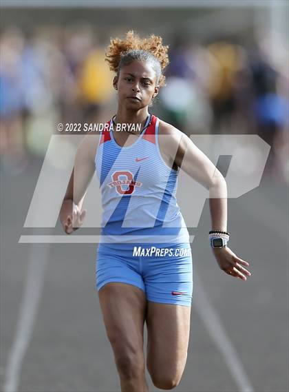 Thumbnail 1 in Porter Ridge High School Track Meet photogallery.