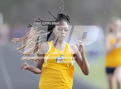 Thumbnail 1 in Porter Ridge High School Track Meet photogallery.
