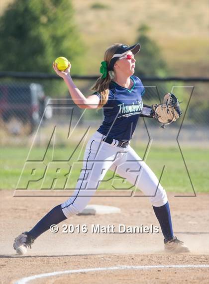 Thumbnail 3 in ThunderRidge @ Ponderosa photogallery.