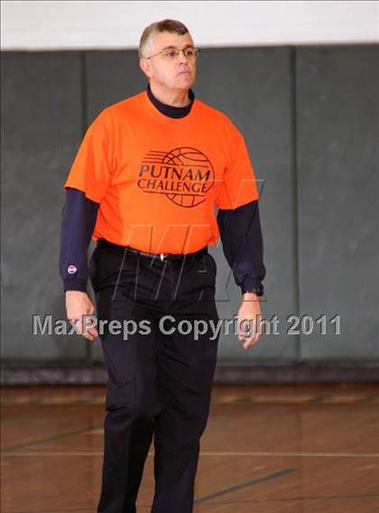 Thumbnail 3 in Croton-Harmon vs. Carmel (Putnam Challenge) photogallery.