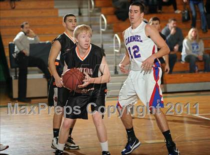 Thumbnail 1 in Croton-Harmon vs. Carmel (Putnam Challenge) photogallery.