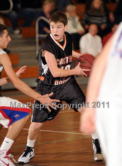 Thumbnail 2 in Croton-Harmon vs. Carmel (Putnam Challenge) photogallery.