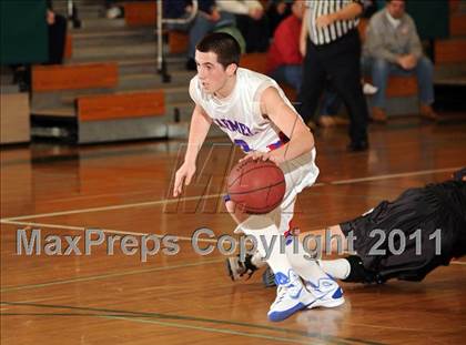 Thumbnail 1 in Croton-Harmon vs. Carmel (Putnam Challenge) photogallery.