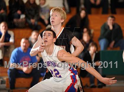 Thumbnail 2 in Croton-Harmon vs. Carmel (Putnam Challenge) photogallery.