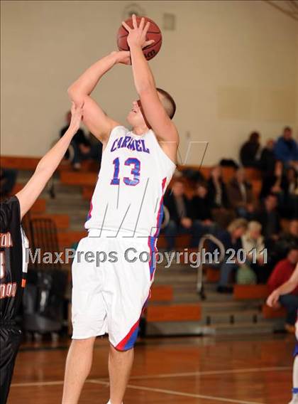Thumbnail 3 in Croton-Harmon vs. Carmel (Putnam Challenge) photogallery.