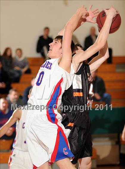 Thumbnail 2 in Croton-Harmon vs. Carmel (Putnam Challenge) photogallery.