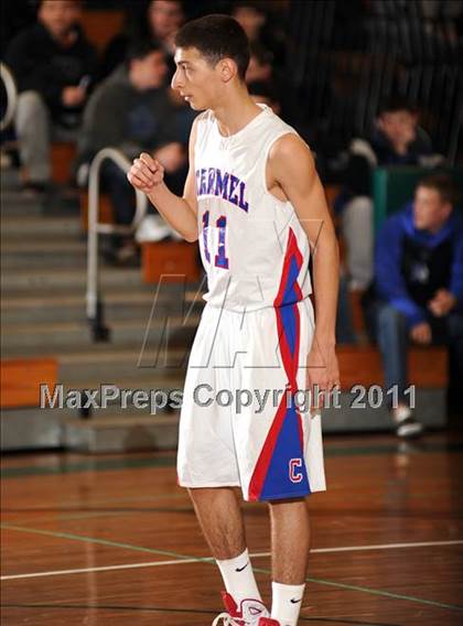Thumbnail 1 in Croton-Harmon vs. Carmel (Putnam Challenge) photogallery.