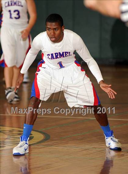 Thumbnail 2 in Croton-Harmon vs. Carmel (Putnam Challenge) photogallery.