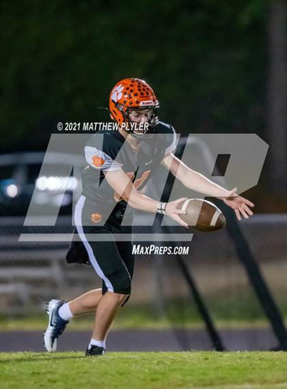 Thumbnail 3 in Seventy-First @ South View photogallery.