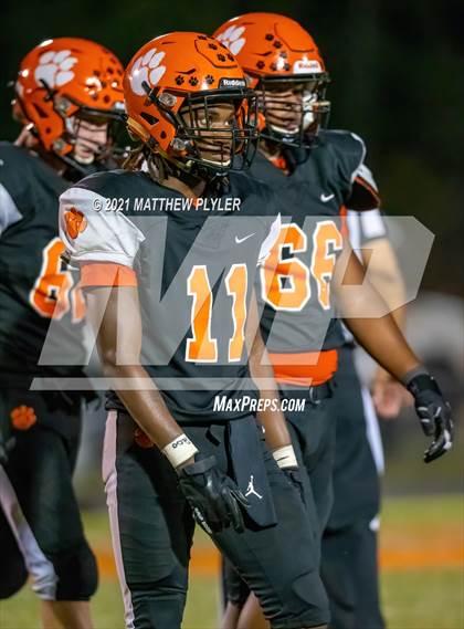 Thumbnail 3 in Seventy-First @ South View photogallery.