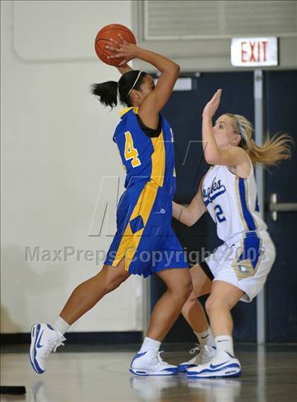 Thumbnail 3 in North vs. Santa Margarita (Larry Doyle Tournament) photogallery.