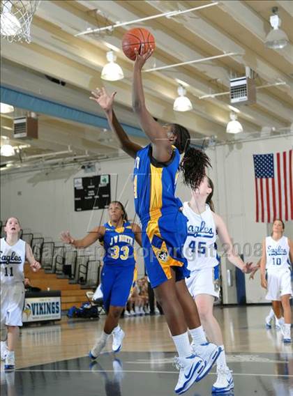 Thumbnail 3 in North vs. Santa Margarita (Larry Doyle Tournament) photogallery.