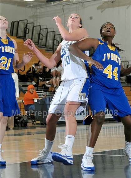 Thumbnail 1 in North vs. Santa Margarita (Larry Doyle Tournament) photogallery.