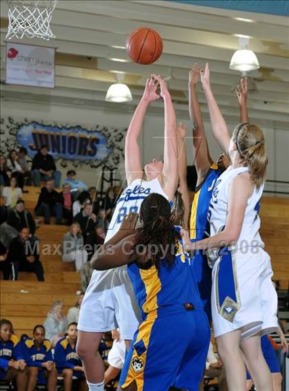 Thumbnail 2 in North vs. Santa Margarita (Larry Doyle Tournament) photogallery.