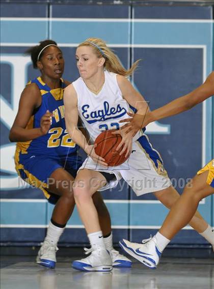 Thumbnail 1 in North vs. Santa Margarita (Larry Doyle Tournament) photogallery.