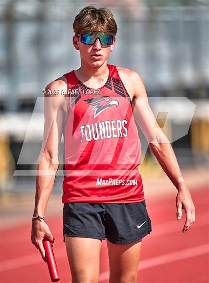 Thumbnail 3 in Northland Christian Relays (4x400M) photogallery.