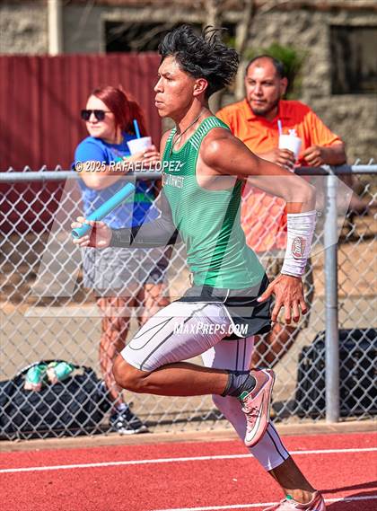 Thumbnail 1 in Northland Christian Relays (4x400M) photogallery.