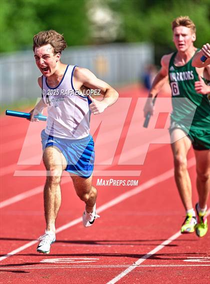 Thumbnail 2 in Northland Christian Relays (4x400M) photogallery.