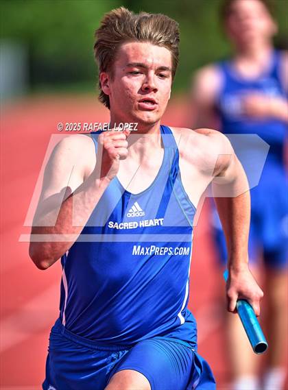 Thumbnail 2 in Northland Christian Relays (4x400M) photogallery.