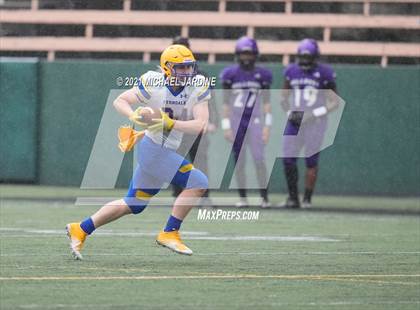 Thumbnail 1 in Ferndale @ Garfield (WIAA 3A Playoff) photogallery.