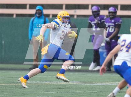 Thumbnail 2 in Ferndale @ Garfield (WIAA 3A Playoff) photogallery.