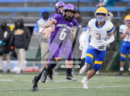 Thumbnail 3 in Ferndale @ Garfield (WIAA 3A Playoff) photogallery.