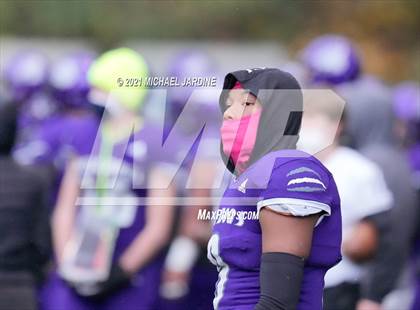 Thumbnail 2 in Ferndale @ Garfield (WIAA 3A Playoff) photogallery.