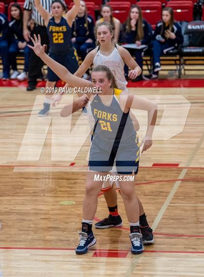 Thumbnail 2 in Forks vs. Rainier (South Sound Classic) photogallery.