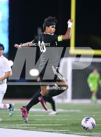 Thumbnail 2 in Servite vs. Orange Lutheran (CIF-SS Division 1 Final) photogallery.