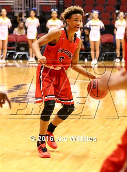 Thumbnail 3 in Paradise Valley vs. Shadow Mountain (AIA D2 Semifinal) photogallery.