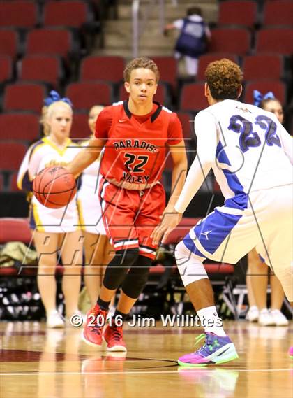 Thumbnail 1 in Paradise Valley vs. Shadow Mountain (AIA D2 Semifinal) photogallery.