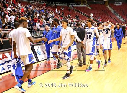 Thumbnail 3 in Paradise Valley vs. Shadow Mountain (AIA D2 Semifinal) photogallery.