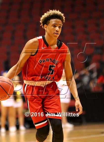 Thumbnail 1 in Paradise Valley vs. Shadow Mountain (AIA D2 Semifinal) photogallery.