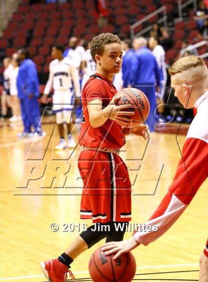 Thumbnail 1 in Paradise Valley vs. Shadow Mountain (AIA D2 Semifinal) photogallery.